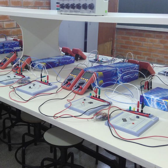 Automação e Distribuição de Circuitos Elétricos em Geral