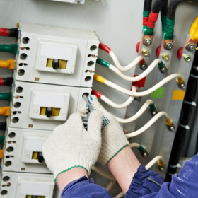 Instalações e manutenção de alta e média tensão